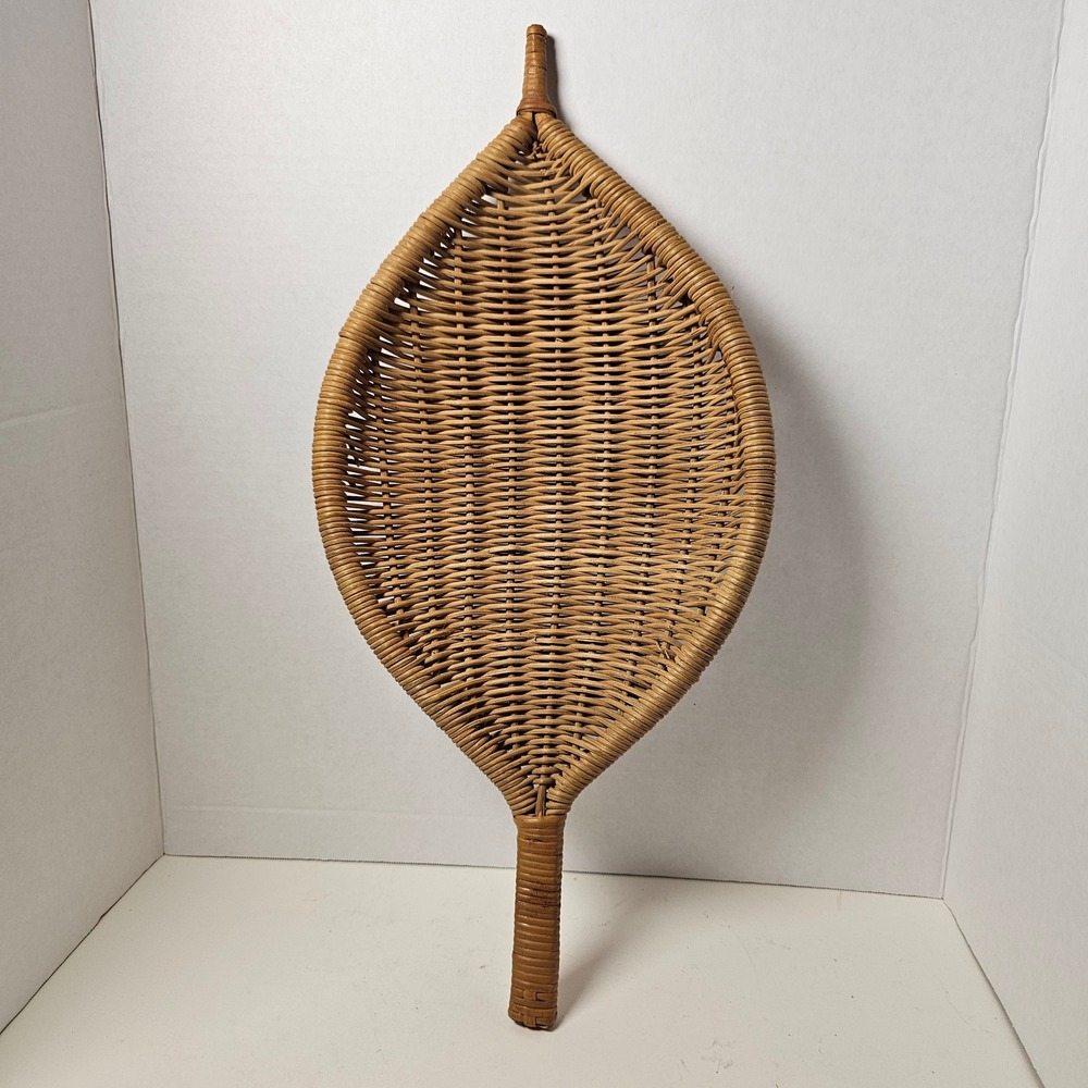 Vintage Wicker Rug Beater Hand Woven Rattan Leaf Shape Wall Decor 20 Inch Boho
